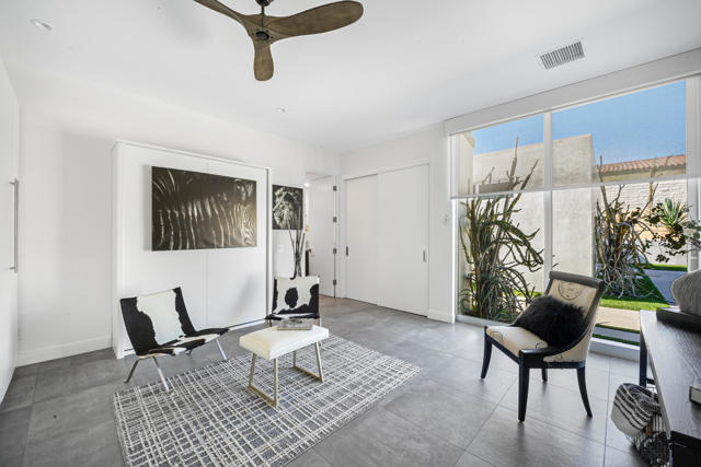 49120 Sunrose Lane, Palm Desert CA: https://media.crmls.org/mediaz/65d3cdad-bffa-4960-a116-a077996afb2c.jpg