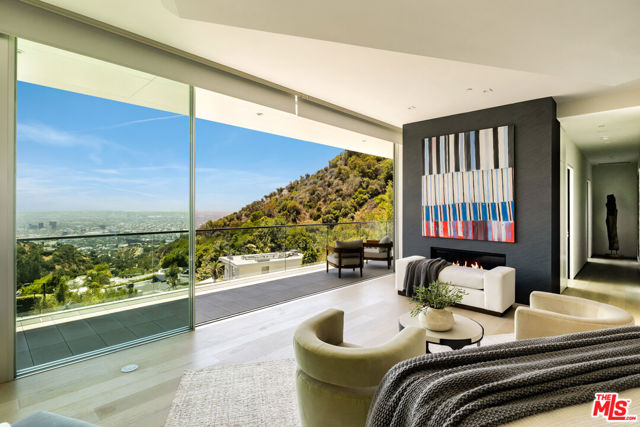 1895 Rising Glen Road, Los Angeles CA: https://media.crmls.org/mediaz/65d5abfe-1d08-464e-b5fe-70078bfbbd7c.jpg
