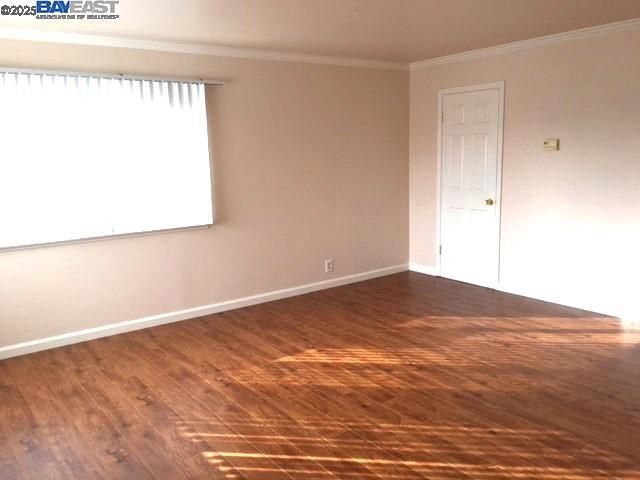 20240 Wisteria St, Castro Valley CA: https://media.crmls.org/mediaz/65d6371f-baf2-4ab4-9cd0-49ac3b1abba9.jpg