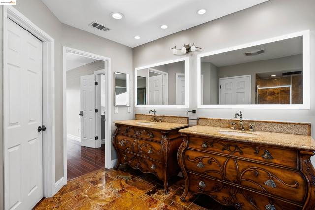 4730 Spinnaker Way, Discovery Bay CA: https://media.crmls.org/mediaz/65d69166-b052-41f6-9e62-3b23f446958b.jpg