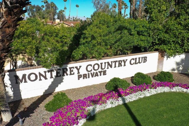 239 Santa Barbara Circle, Palm Desert, CA 92260