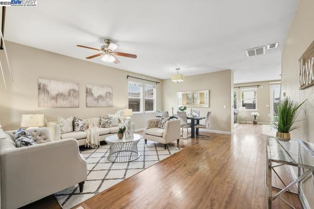 1413 Angus St, Patterson CA: https://media.crmls.org/mediaz/65d6e134-a598-46e6-abb5-264111db8cb2.jpg