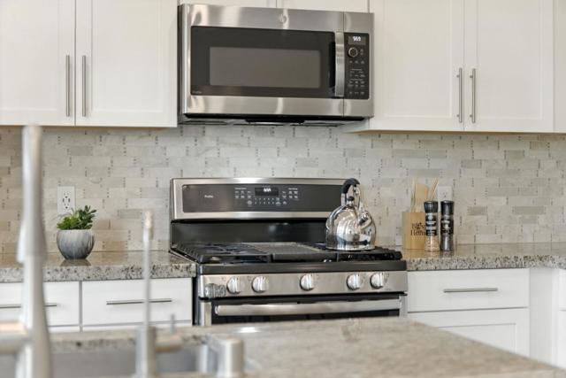 1685 Delano Street, Milpitas CA: https://media.crmls.org/mediaz/65d75958-82ed-4787-a092-739573c66e73.jpg