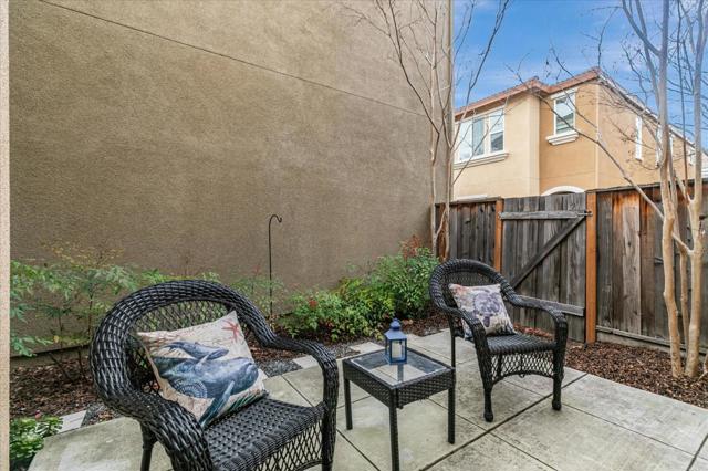 Image 42 of 53 For 620 9th Street