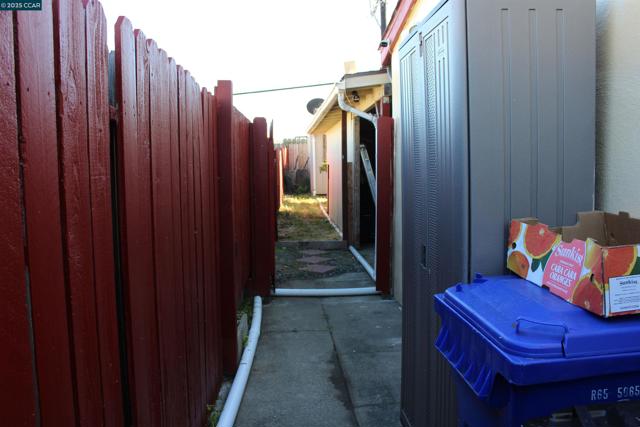 2956 Mckenzie Dr, Richmond CA: https://media.crmls.org/mediaz/65d93c51-150c-4419-9852-f84cf0047b43.jpg