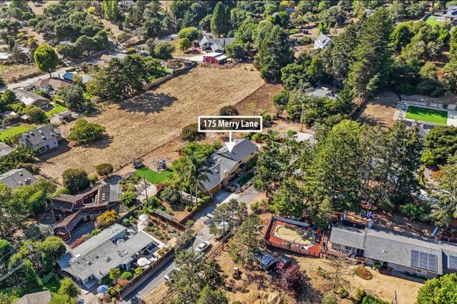 175 Merry Lane, Aptos CA: https://media.crmls.org/mediaz/65da0e54-897d-45e2-b02c-45578a45d5c6.jpg