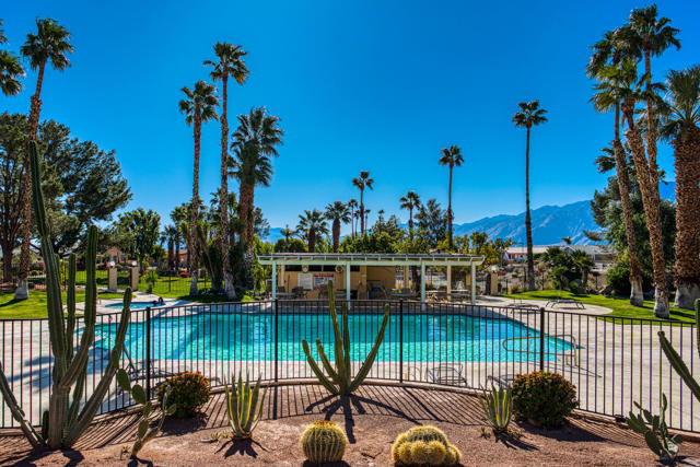 65565 Acoma Avenue, Desert Hot Springs CA: https://media.crmls.org/mediaz/65db927f-237c-4299-8db3-f529d35437ad.jpg