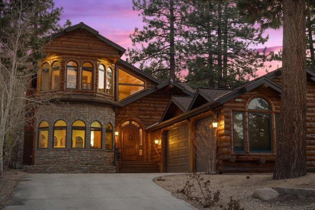 1215 Wolf Creek Court, Big Bear CA: https://media.crmls.org/mediaz/65dbb4d3-593e-493b-86c3-537fd4c481d4.jpg