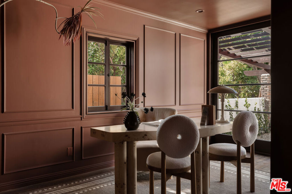 MLS #25612933 image #9