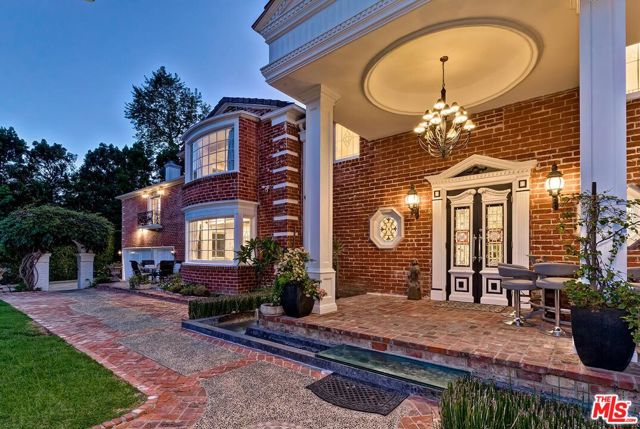 Drew Fenton | 725 N Faring Road Los Angeles CA | MLS: 7656668