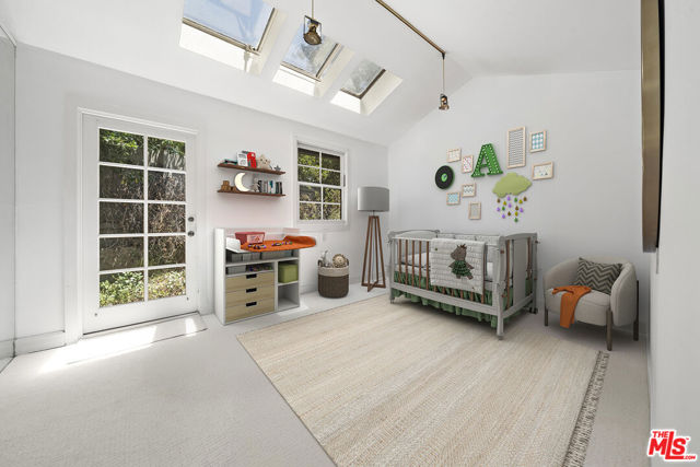 3 Latimer Road, Santa Monica CA: https://media.crmls.org/mediaz/65dd4d59-80c1-4654-a8e8-b4d55936dc9b.jpg