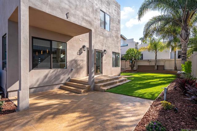 Image 61 of 75 For 4593 Coronado Ave