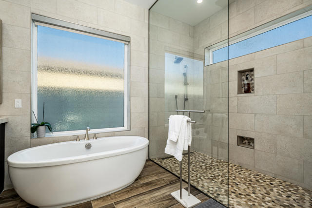 75201 Citadel Place, Indian Wells CA: https://media.crmls.org/mediaz/65de4628-bf68-46ed-ae32-3f4371c2afc0.jpg