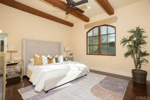 Detail Gallery Image 13 of 14 For 4860 Rancho Verde Trail, San Diego,  CA 92130 - 5 Beds | 5/2 Baths