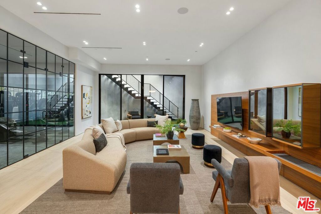 MLS #25600081 image #21