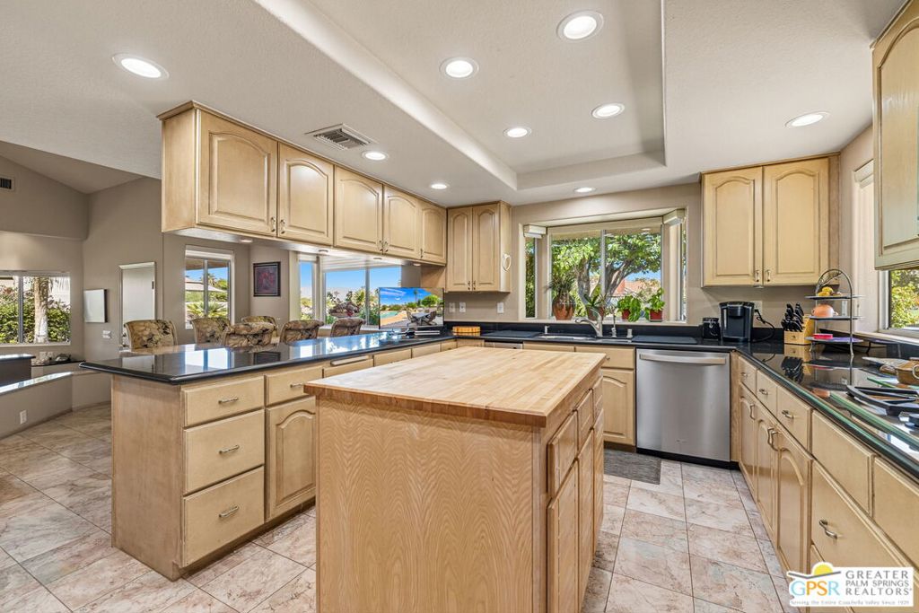 MLS #25601565PS image #18