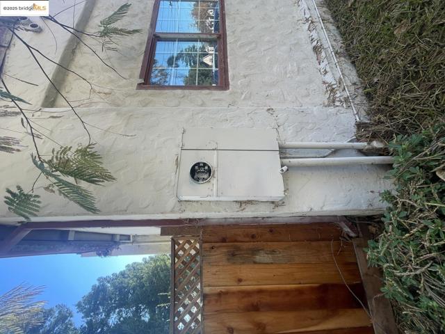 2890 Concord BLVD, Concord CA: https://media.crmls.org/mediaz/65e194dd-b9ad-4cb5-90dd-221343efd649.jpg