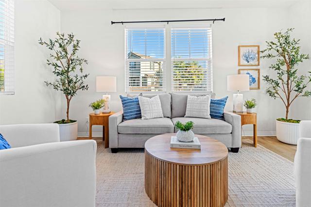 Image 4 of 31 For 501 Lark Way