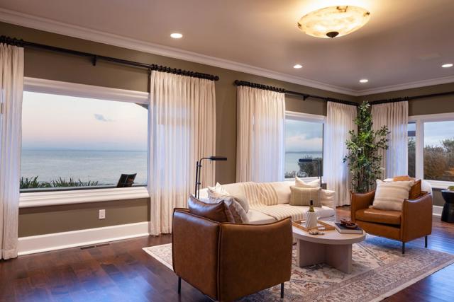 1051 Ocean View Boulevard, Pacific Grove CA: https://media.crmls.org/mediaz/65e2b4a1-df9f-4449-8f81-38723d899218.jpg