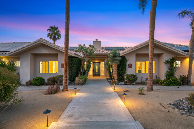 67980 Foothill Road, Cathedral City CA: https://media.crmls.org/mediaz/65e2fcc3-423c-4e10-a67c-b3787f7f7a48.jpg