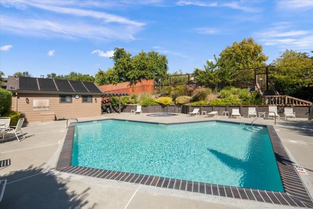 1360 Trinity Drive, Menlo Park CA: https://media.crmls.org/mediaz/65e2ffc7-fedc-474c-820b-75935f6f6880.jpg