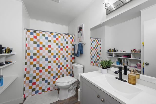 1508 Concord Way, Chula Vista CA: https://media.crmls.org/mediaz/65e33068-6986-4c17-ad22-54f6fbac7d07.jpg