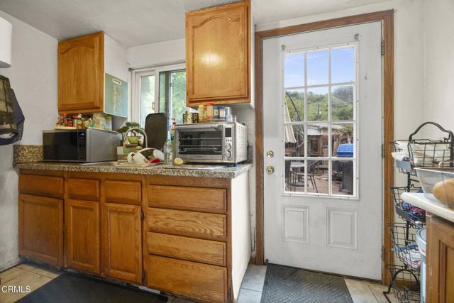 8590 N Ventura Avenue, Ventura CA: https://media.crmls.org/mediaz/65e459a4-e3b0-4efa-bddc-15e81d189b56.jpg