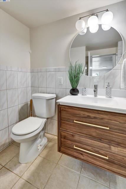 1551 Merced St, Richmond CA: https://media.crmls.org/mediaz/65e49356-d644-438d-b6a6-e726ed14c59e.jpg