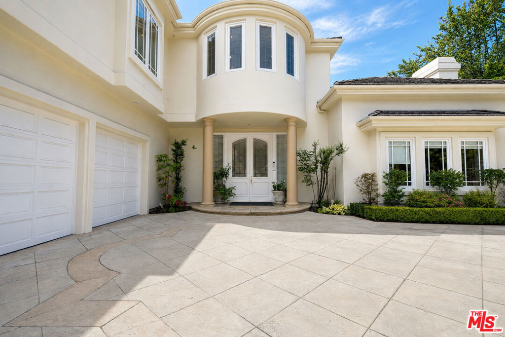 MLS #26873187 image #2