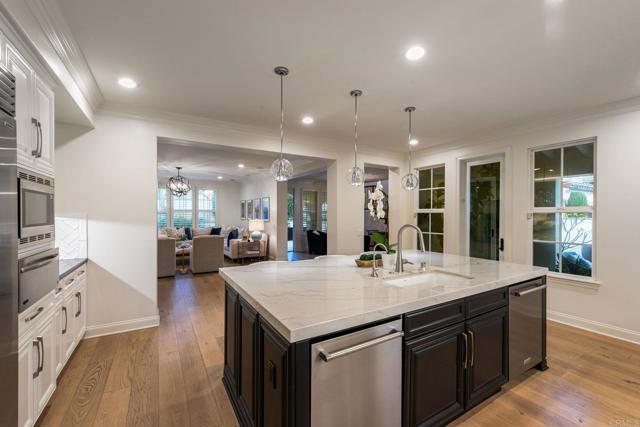 Detail Gallery Image 13 of 45 For 14271 Caminito Lazanja, San Diego,  CA 92127 - 4 Beds | 4/1 Baths