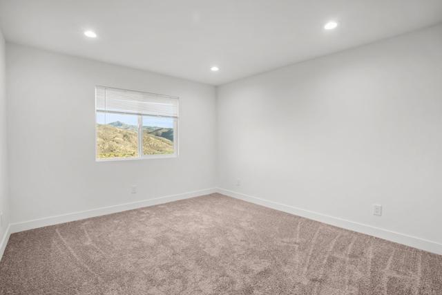 Detail Gallery Image 7 of 10 For 2918 Anaheim St, Escondido,  CA 92025 - 3 Beds | 2 Baths