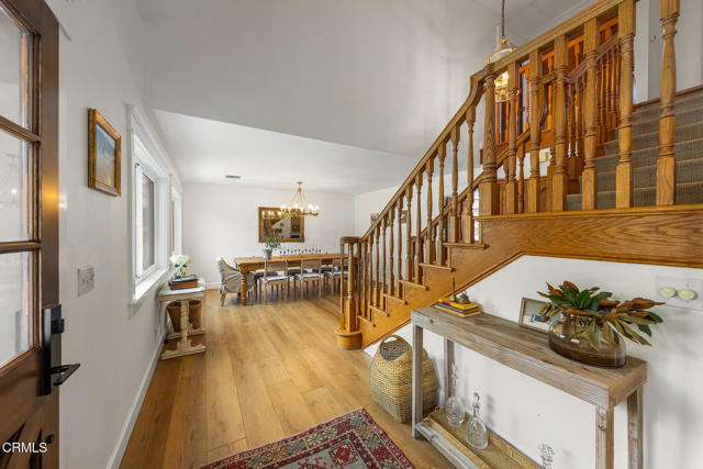 11144 Ojai Santa Paula Road, Ojai CA: https://media.crmls.org/mediaz/65e86fe5-1810-4607-bc3b-6b969810ecc4.jpg