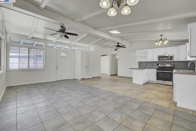 2675 Leeward St, Hayward CA: https://media.crmls.org/mediaz/65e93e9a-7cac-4b37-a6fe-004f9e6f3519.jpg