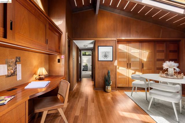 Image 18 of 52 For 85 El Camino Real