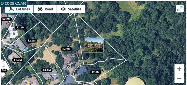 18 Diablo Oaks Way, Lafayette CA: https://media.crmls.org/mediaz/65ea32fa-7d74-4b0a-b9c0-417b8b85a47f.jpg