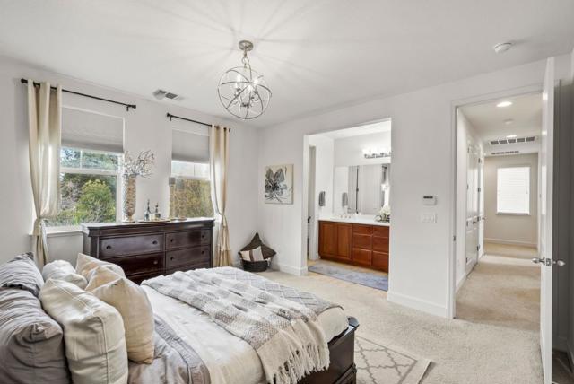 462 E Main Avenue, Morgan Hill CA: https://media.crmls.org/mediaz/65ea6379-a4c6-4cf5-a41b-0f5b2cbd59aa.jpg