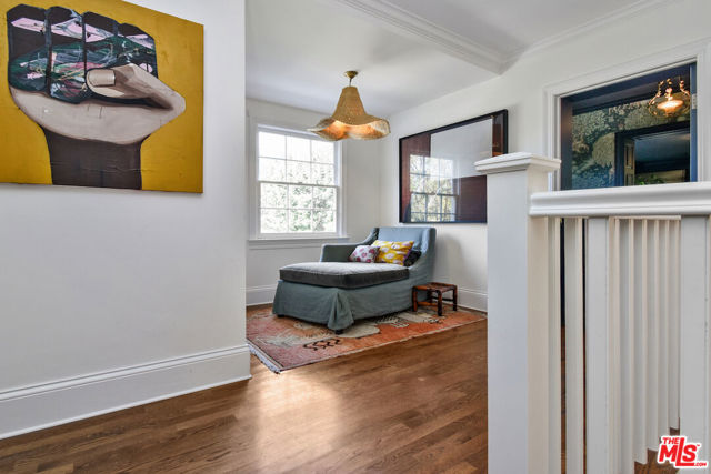 4444 Libbit Avenue, Encino CA: https://media.crmls.org/mediaz/65ea931e-bc36-44ac-9140-34815503b937.jpg