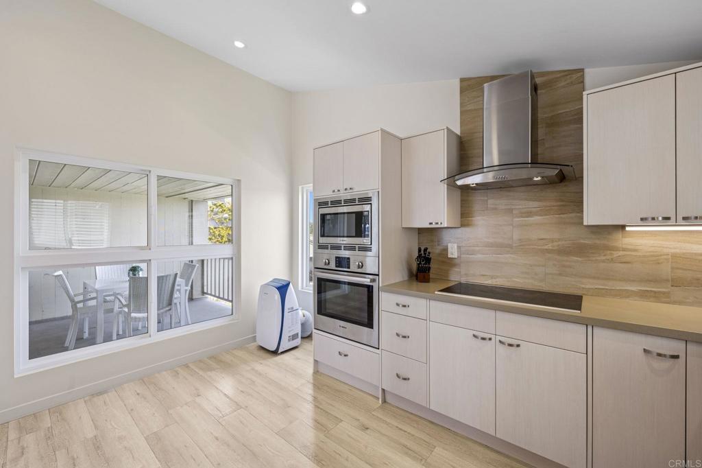 561 Sierra Avenue - photo 18