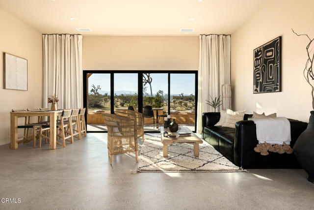 60679 Trentwood Drive, Joshua Tree CA: https://media.crmls.org/mediaz/65ec1003-1fb1-4d61-9b48-defbddd948c5.jpg