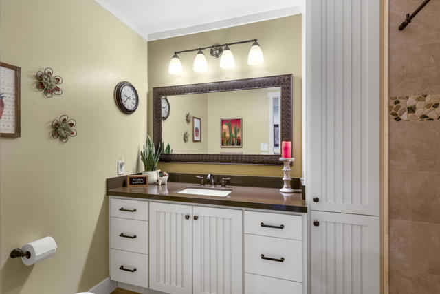 111 Juan Circle, Palm Desert CA: https://media.crmls.org/mediaz/65ec1f04-442c-496d-9b31-d264b2225581.jpg