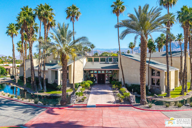 10 International Boulevard, Rancho Mirage CA: https://media.crmls.org/mediaz/65ec3522-4093-4d5e-8d43-1ec9e0f99173.jpg