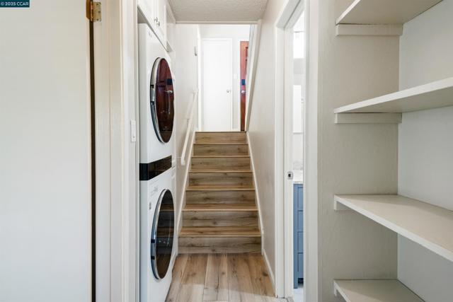 2420 Pleasant Hill Rd, Pleasant Hill CA: https://media.crmls.org/mediaz/65ec7c51-5b93-4449-af72-a144e0086766.jpg