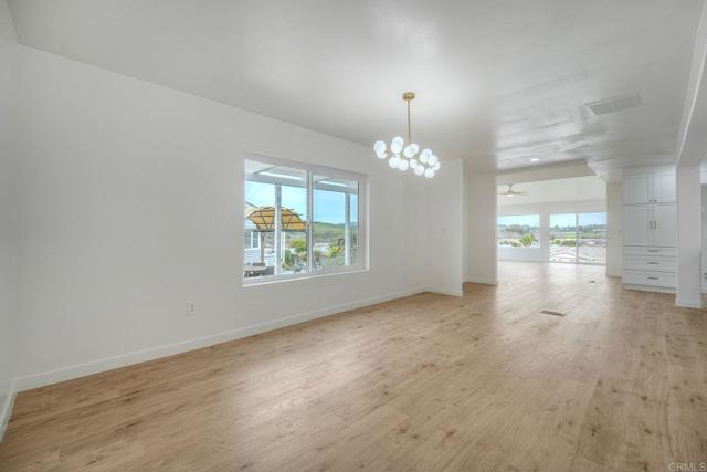Detail Gallery Image 16 of 47 For 1438 Salem Ct, Oceanside,  CA 92057 - 2 Beds | 2 Baths