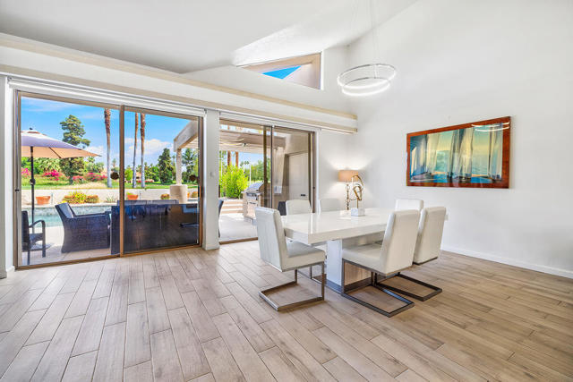 192 Kavenish Drive, Rancho Mirage CA: https://media.crmls.org/mediaz/65ed5bc1-f087-4bc3-bf86-8bc3c35d795b.jpg