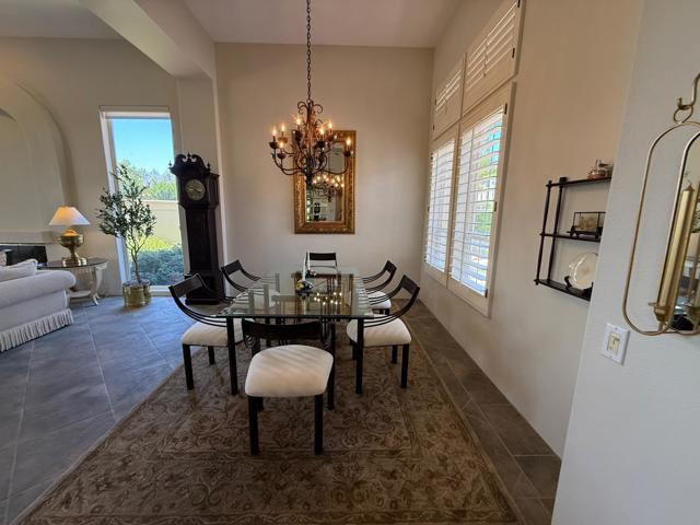 79765 Tangelo, La Quinta CA: https://media.crmls.org/mediaz/65ee1cea-c3d6-4888-b551-63faa899c40b.jpg