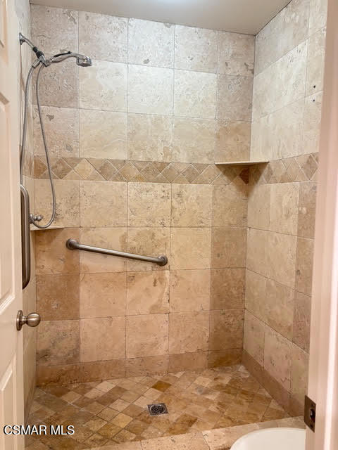 161 Teasdale Street, Thousand Oaks CA: https://media.crmls.org/mediaz/65ef7279-adbf-4de9-bfc8-464ad1e7f77a.jpg