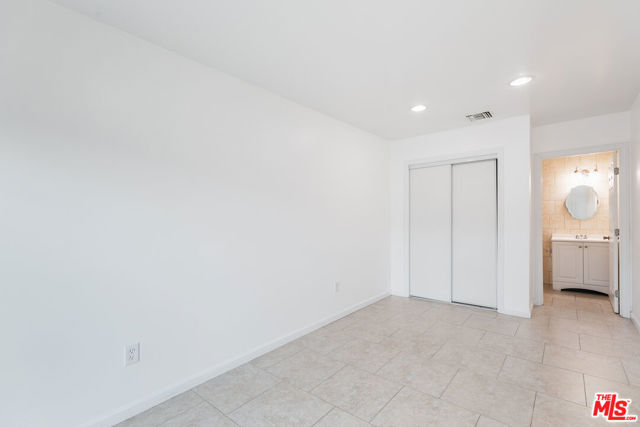 5130 Templeton Street, Los Angeles CA: https://media.crmls.org/mediaz/65ef8883-e255-4c6d-89fa-5c8b71de3d62.jpg