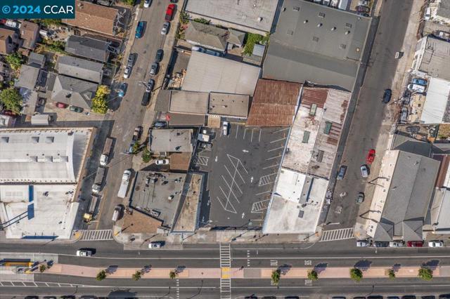Image 6 of 20 For 4811 International Blvd