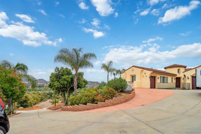 2387 Country Heights Rd., Escondido CA: https://media.crmls.org/mediaz/65efc34f-85ee-4ef3-9386-1a34367eac7a.jpg