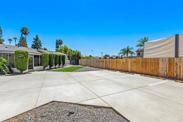 Image 44 of 47 For 5590 Shasta Lane